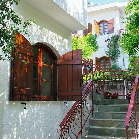 Villa Mikra Asia Poros Town Exterior photo