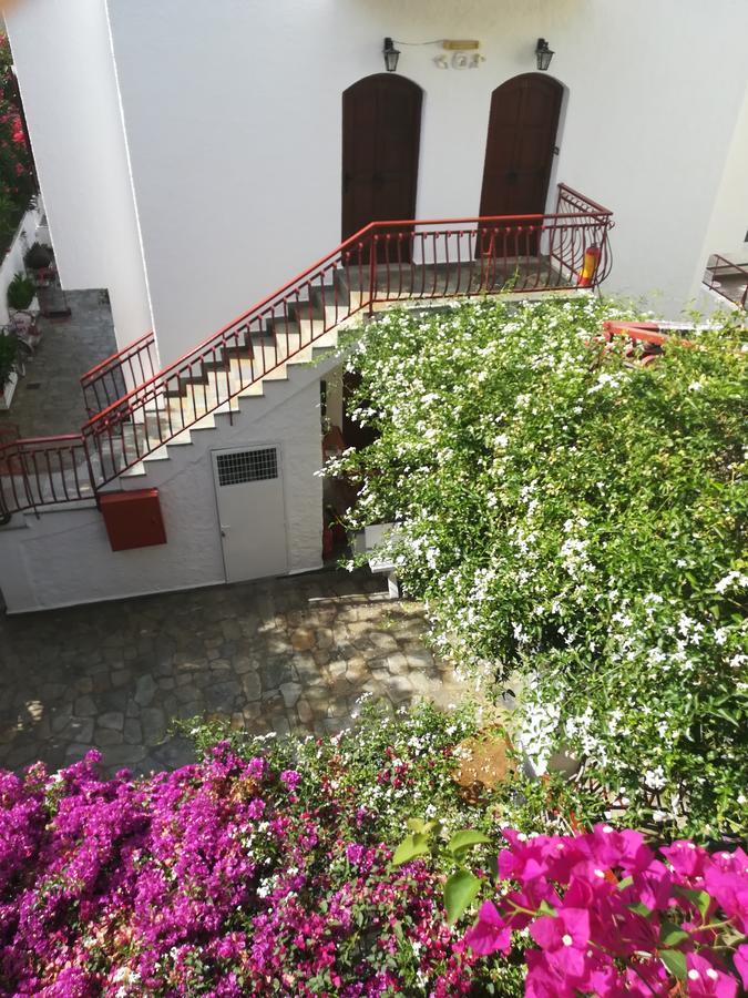 Villa Mikra Asia Poros Town Exterior photo